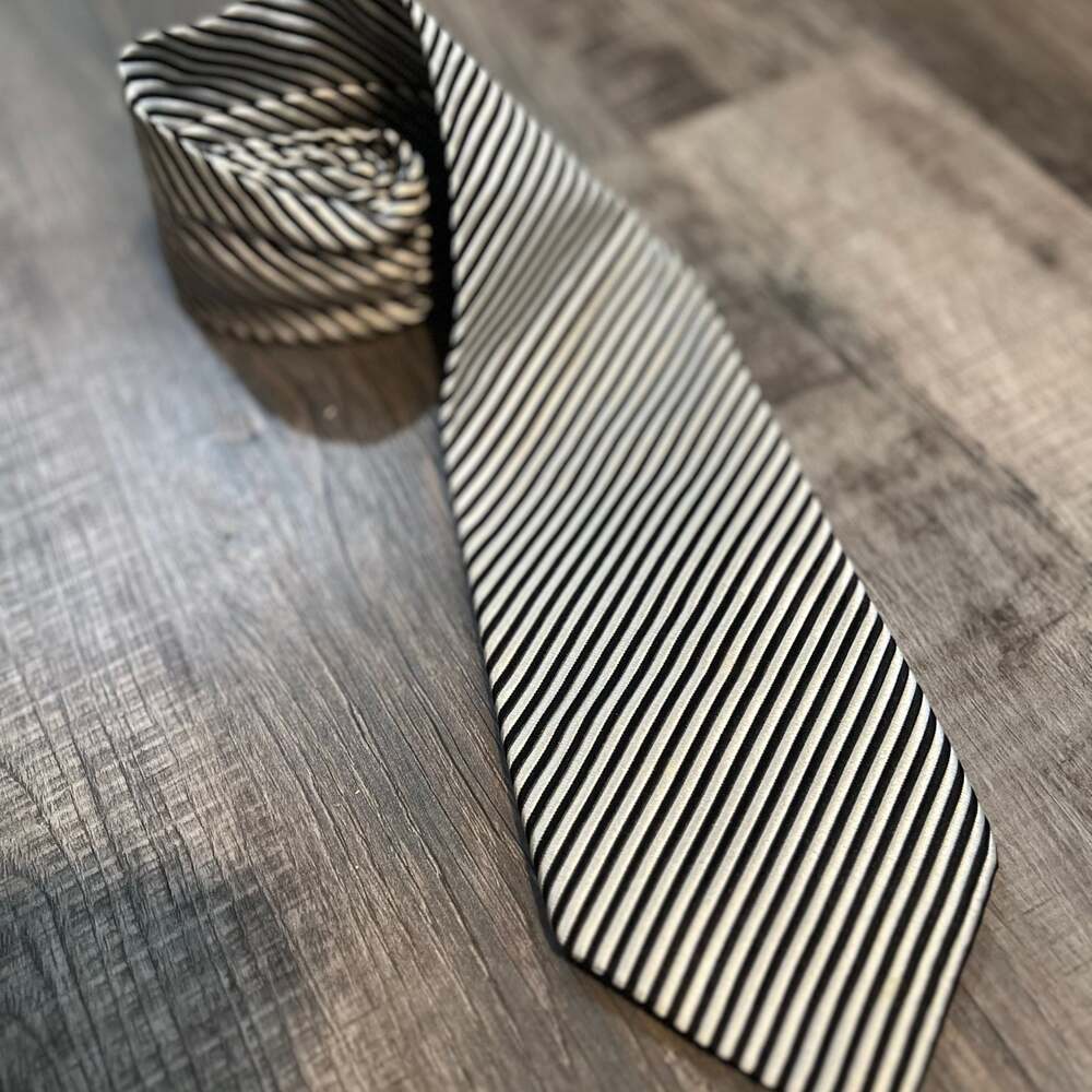 Hugo Boss Necktie Adult Black and White Striped 100% Silk Tie